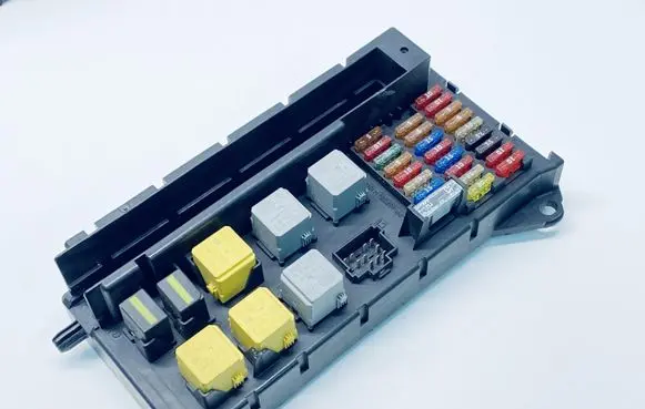 Mercedes-Benz Sprinter W906 Fuse module A9065454701