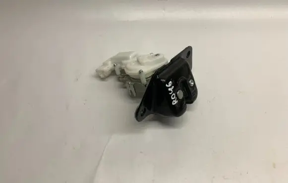 Jeep Cherokee Tailgate/trunk/boot lock/catch/latch I120032