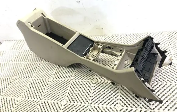 Skoda Superb B8 (3V) Center console 3V1863241G
