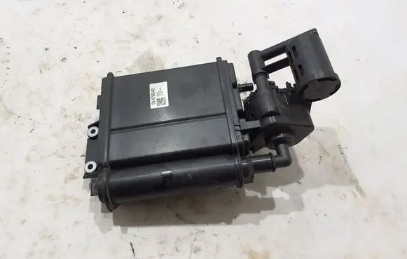 Active carbon filter fuel vapour canister
