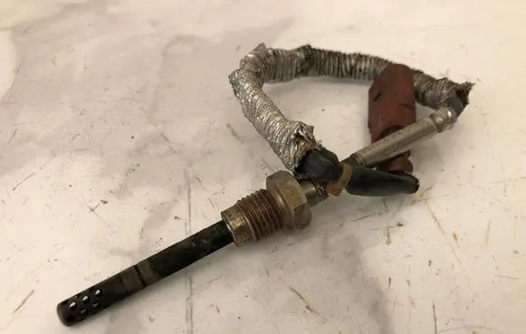 Audi A4 S4 B8 8K Exhaust gas temperature sensor 059906088M