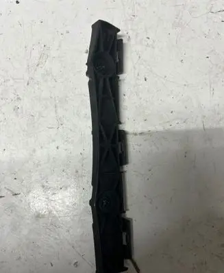 Lexus IS 220D-250-350 Rear bumper mounting bracket 5215853040