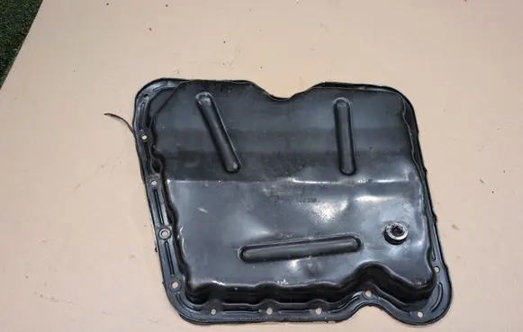 Renault Master III Oil sump 8200805603