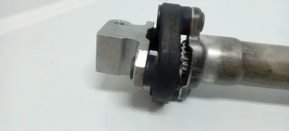 BMW 5 F10 F11 Steering column universal joint 6790490