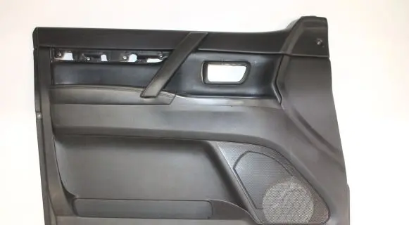 Mitsubishi Pajero Front door card panel trim