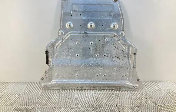 Engine splash shield/under tray