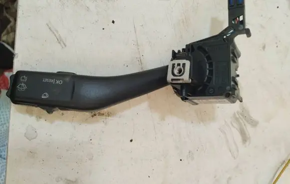 Skoda Octavia Mk2 (1Z) Wiper control stalk 1K0953519A 01203506 20350660757362