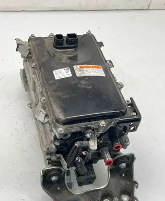 Toyota Prius (XW50) Voltage converter inverter G920047260 2321001361