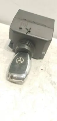 Mercedes-Benz CLS C219 Ignition lock 2115452308 33002213 6044644061606126