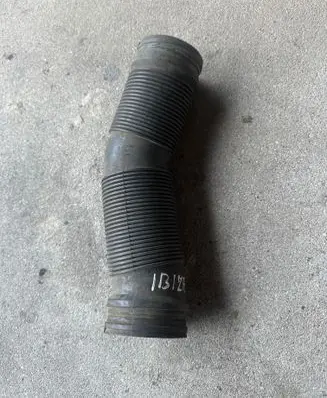 Seat Ibiza III (6L) Air intake hose/pipe 6Q0129684B
