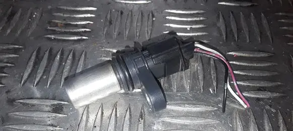 Nissan X-Trail T30 ABS brake wheel speed sensor