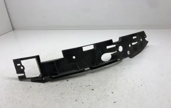 Volkswagen Touareg I Front bumper mounting bracket 7L6807184C