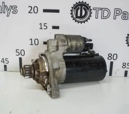 Volkswagen PASSAT B6 Starter motor 0001145001 02Z911023S