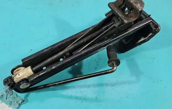 Fiat Fiorino Lift Jack 7M0011031E IMPRK1539467