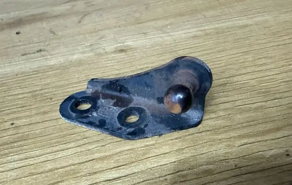 Toyota Avensis T250 Other trunk/boot trim element