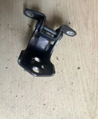 Mazda 6 Rear door lower hinge