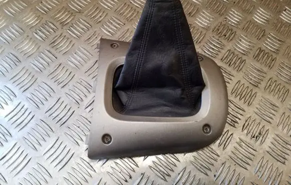 Toyota RAV 4 (XA20) Gear shifter surround trim plastic 158821190H0