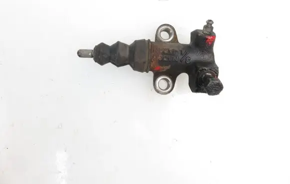 Subaru Impreza II Clutch release bearing slave cylinder 