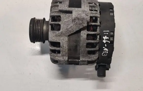 Volvo XC60 Generator/alternator 30659131