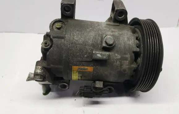 Nissan Almera Tino Air conditioning (A/C) compressor (pump)