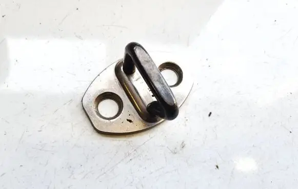 Volkswagen Jetta V Front door lock loop/hook striker 5k0837033a