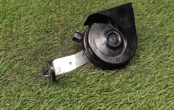 Volvo S60 Horn signal 30796897