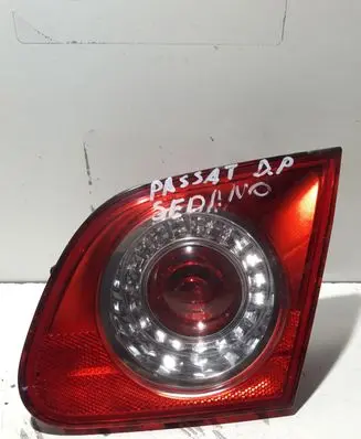 Volkswagen PASSAT B6 Tailgate rear/tail lights