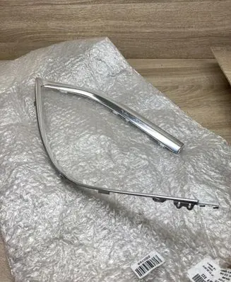 Audi A5 8T 8F Rear side glass trim 8T8853345B