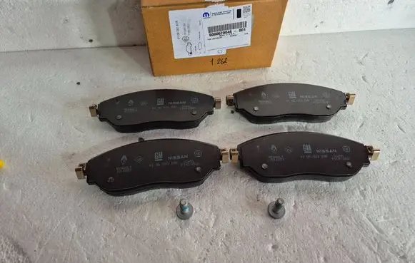 Renault Trafic III (X82) Brake pads (front) 410603329R 6000620046