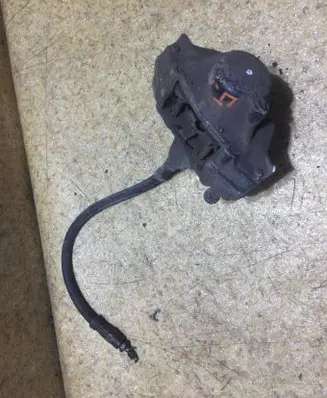Mercedes-Benz E W124 Rear brake caliper 