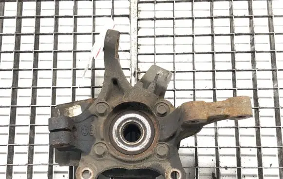 KIA Ceed Front wheel hub spindle knuckle
