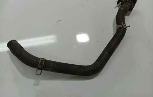 Nissan Pathfinder R51 Engine coolant pipe/hose 