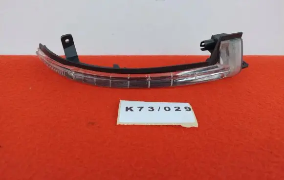 Volkswagen Touareg II Front indicator light 7P6949102