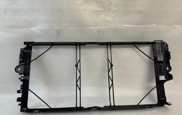 Radiator mount bracket