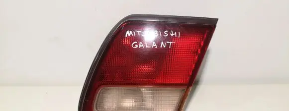 Mitsubishi Galant Tailgate rear/tail lights 0431613