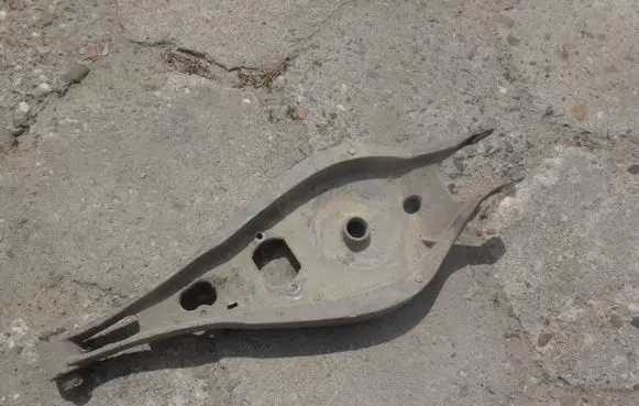 BMW 3 E46 Rear upper control arm/wishbone 1094890