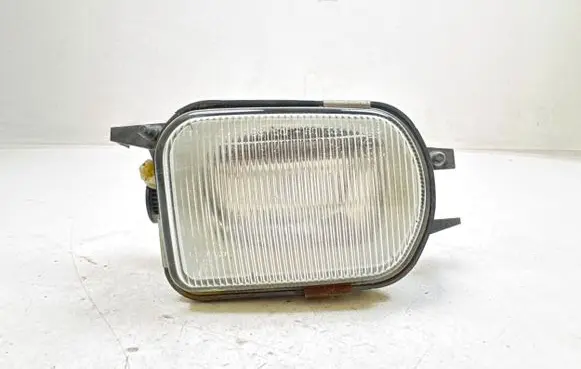 Mercedes-Benz C W203 Front fog light 2158200556 1NA00797601