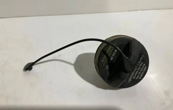 Mercedes-Benz R W251 Fuel tank filler cap A1644700030
