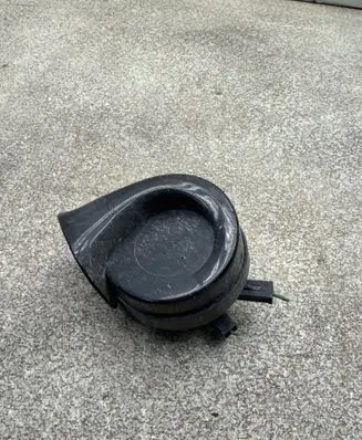 Nissan 350Z Horn signal