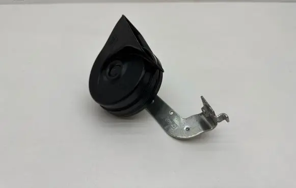 Ford Kuga II Horn signal GJ5T13802CC