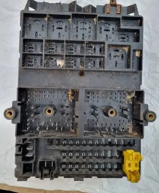 Jeep Grand Cherokee (WJ) Fuse box set P56038406AJ 56038406AJ TQH112994EGS