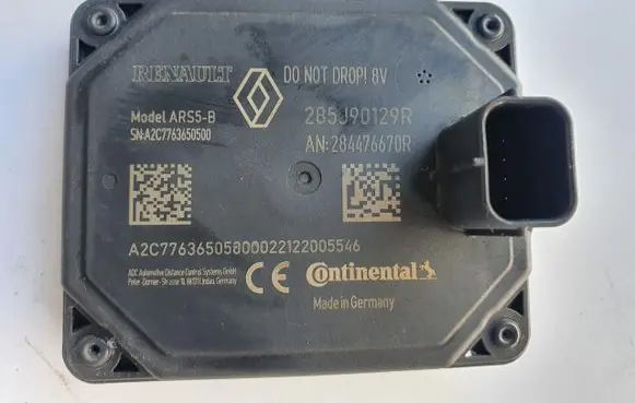 Dacia Sandero III Distronic sensor radar 285J90129R