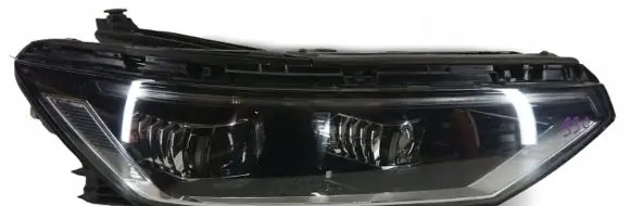 Volkswagen PASSAT B8 Headlight/headlamp