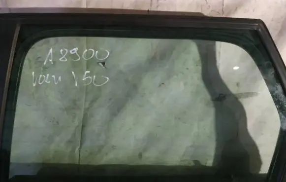 Volvo V50 Rear door window glass