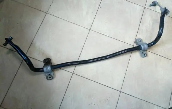 Volvo S90, V90 Front anti-roll bar/sway bar NE68617