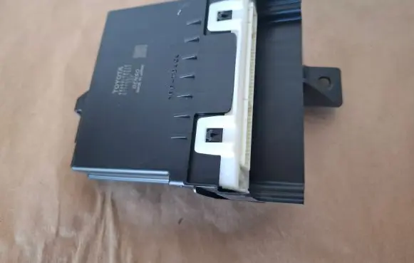 Lexus NX Air conditioner control unit module 8865078210 2774007392