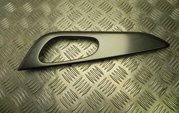 Radio/GPS head unit trim