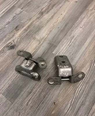 Toyota C-HR I Rear door hinge set 