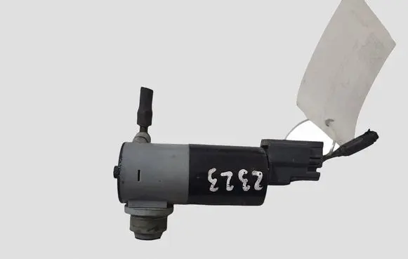 Volvo V40 Windscreen/windshield washer pump 1019873
