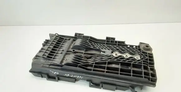 Ford Mondeo MK IV Battery tray 6G9110723A